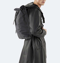 Load image into Gallery viewer, RAINS Rolltop Rucksack – Black