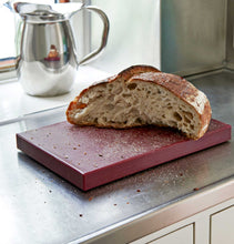 Load image into Gallery viewer, HAY Chopping Board – Rectangular – M – Bordeaux
