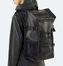 Load image into Gallery viewer, RAINS Mountaineer Bag – Black
